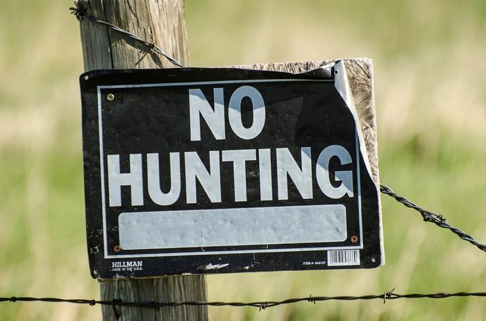 no hunting sign it is important for new hunters to understand proper signage and hunting regulations