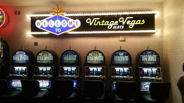 vintage vegas slots