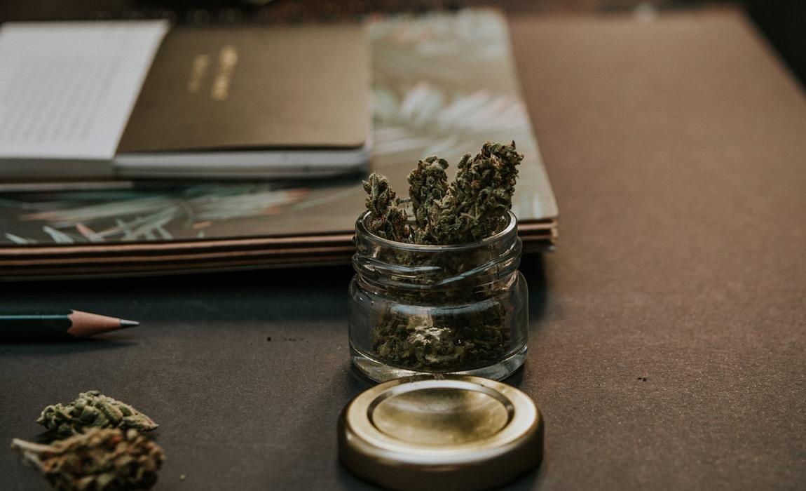 dry herb kush ready to vape