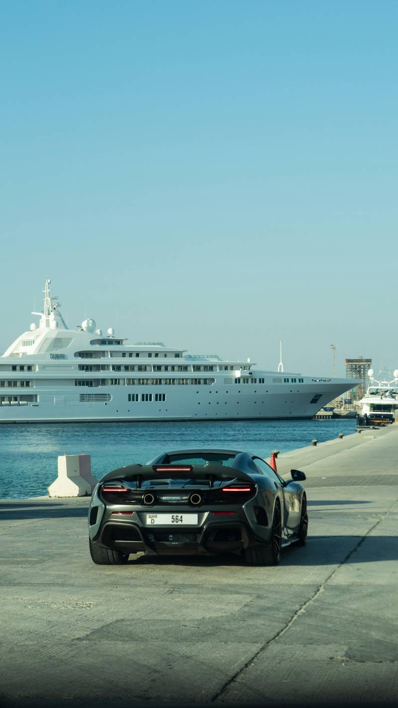 dubai supercar and premium car rentals