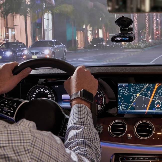 escort max 3 radar detector mounted on windshield