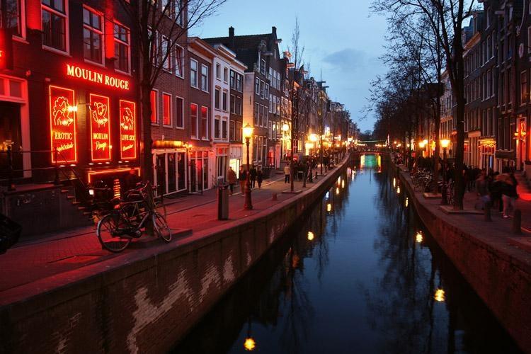 red light district amsterdam
