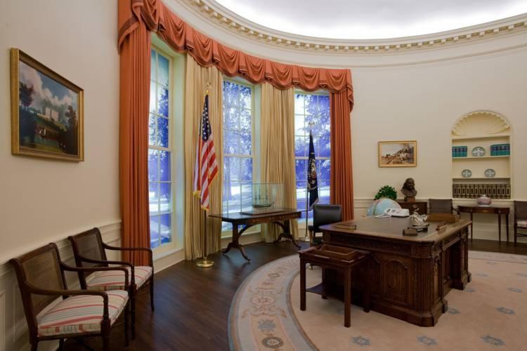 atlanta carter museum oval office