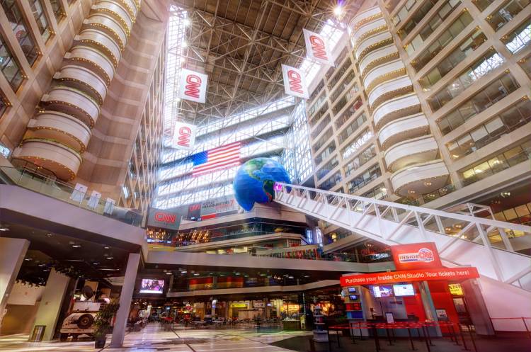 atlanta cnn center atrium escalator