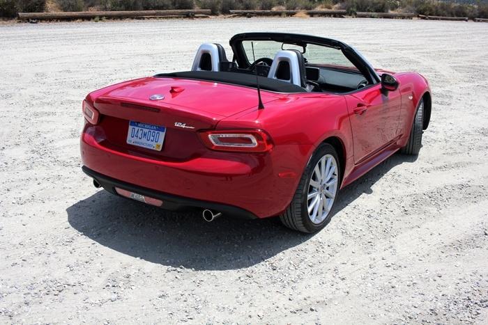 fiat 124 spider rear