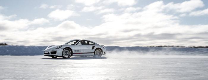 porsche-winter-driving-school