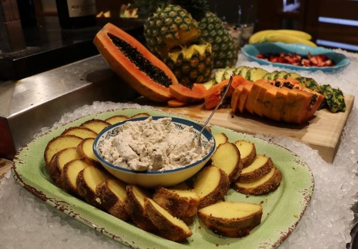 banana pound cake