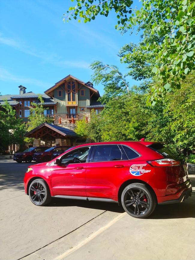 ford edge st suv experience performance driving school in morning