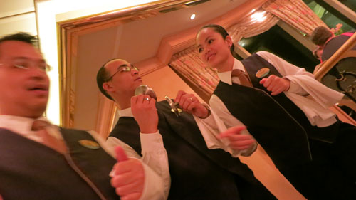 happy-anniversary-waiters