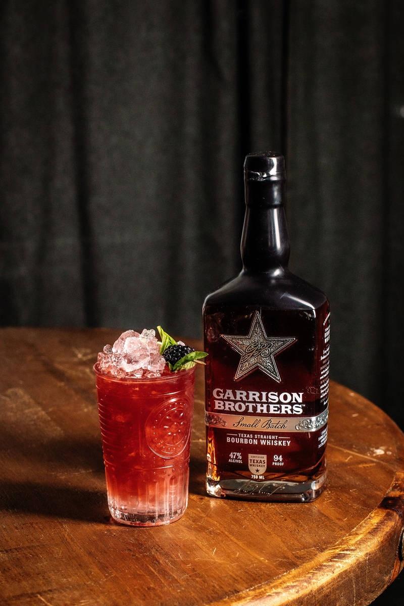 blackberry smash cocktail