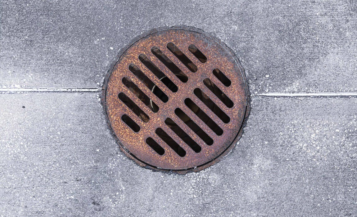 clear a blocked drain