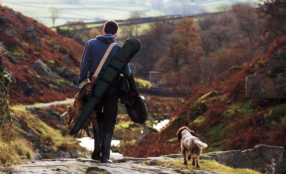 Tips and advice for maintaining proper gun safety while hunting