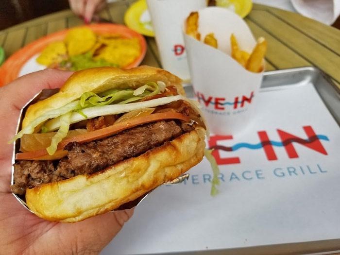 dive in grill