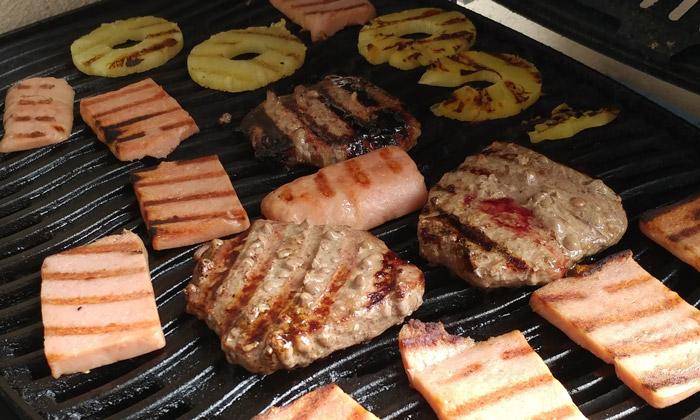 How to Make The Ultimate Hawaiian Burger