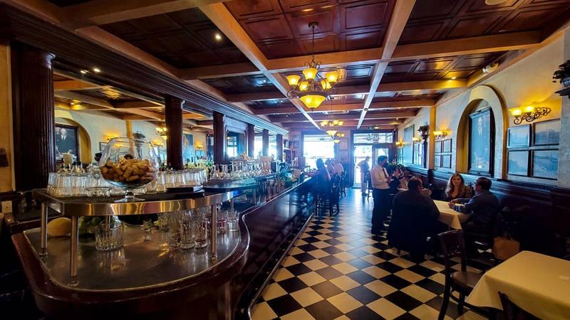 bar at caesars restaurant tijauna mexico