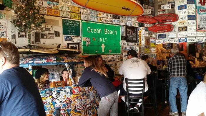 hodads-bus-booth