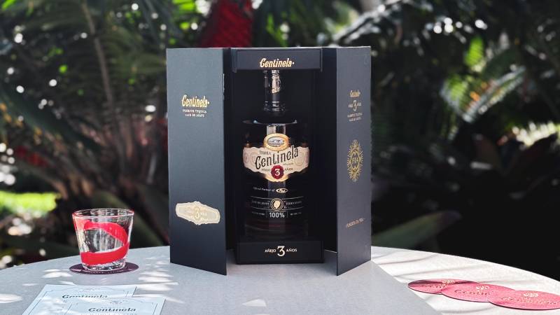 Tequila Centinela Tres Años