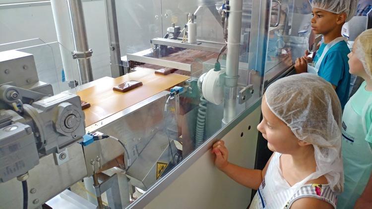 watching hershey chocolate bars be made
