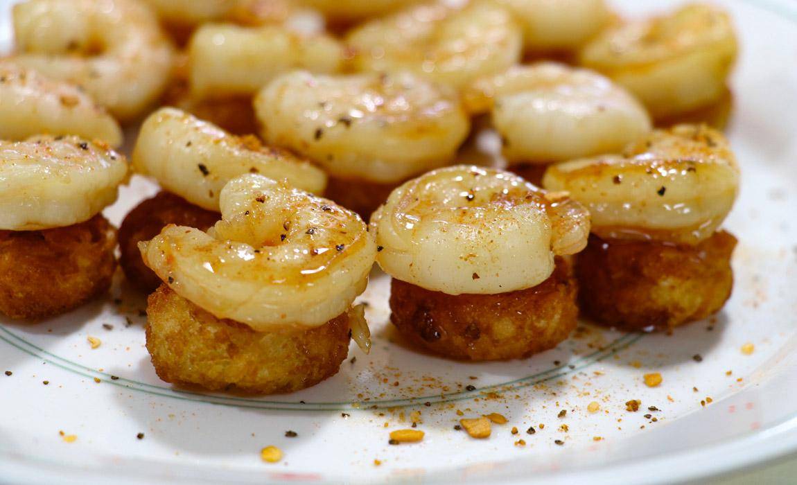 these hot honey shrimp tater cake bites are sure to be a hit on game day