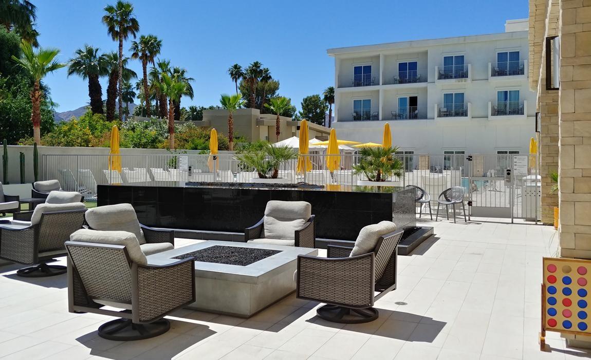 Hotel Paseo Palm Desert