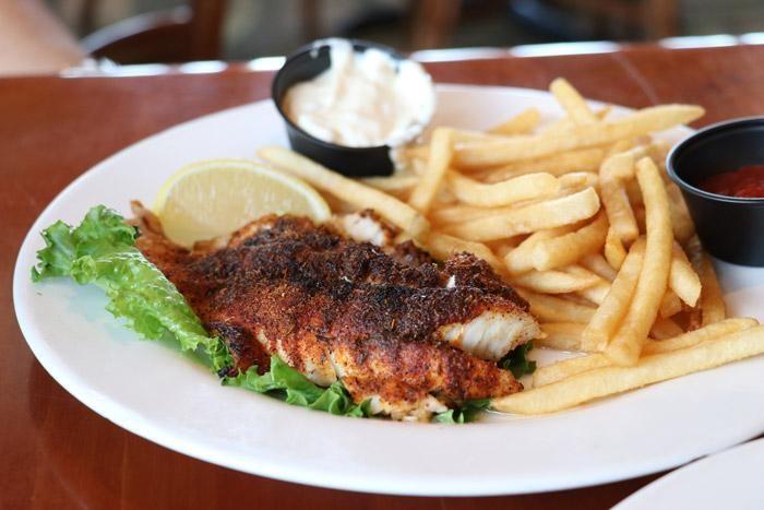 cook your catch fish at lock n key restaurant engelwood beach charlotte harbor florida