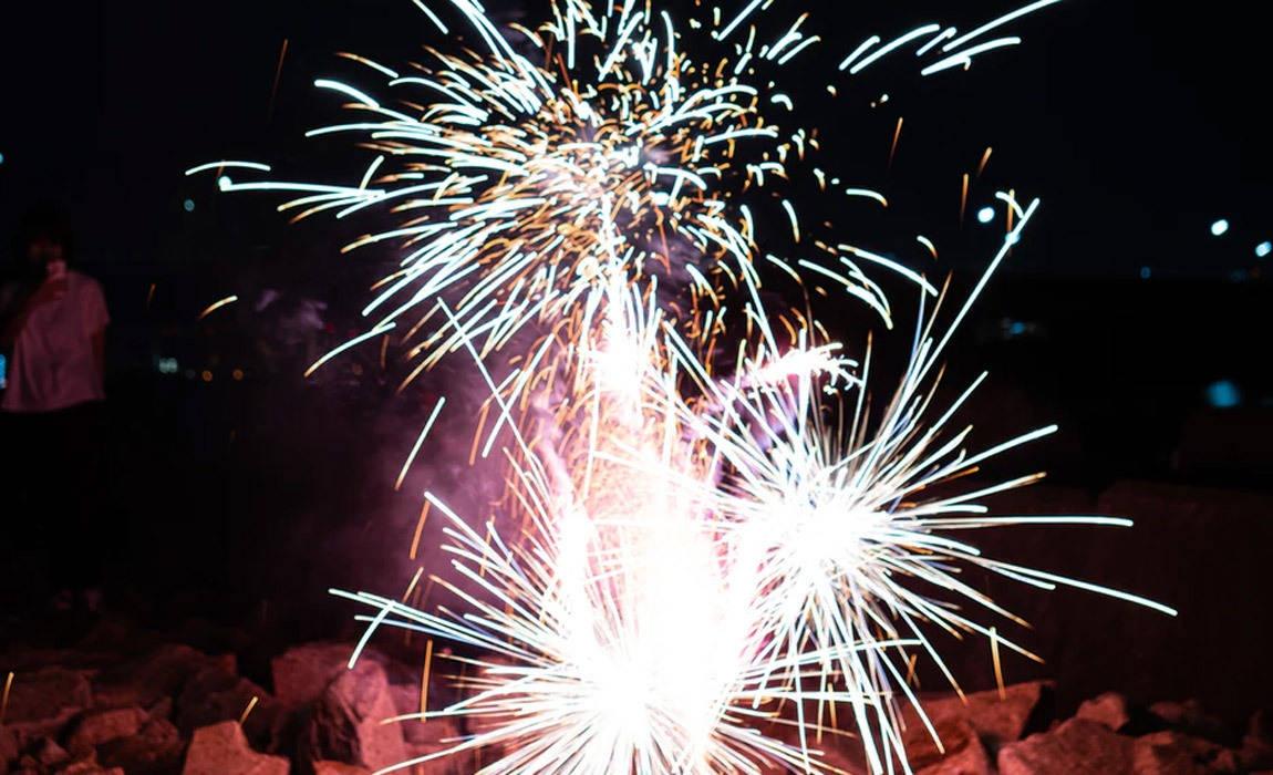 how to plan your own personal at home fireworks display