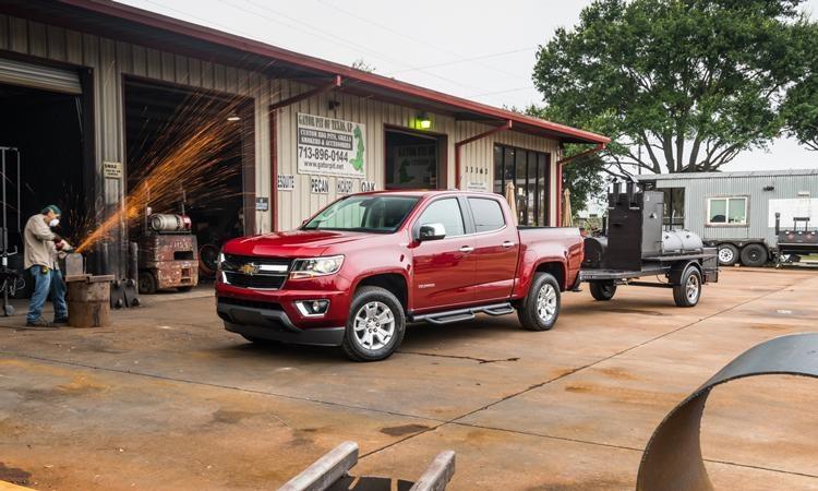 how to hitch a trailer properly