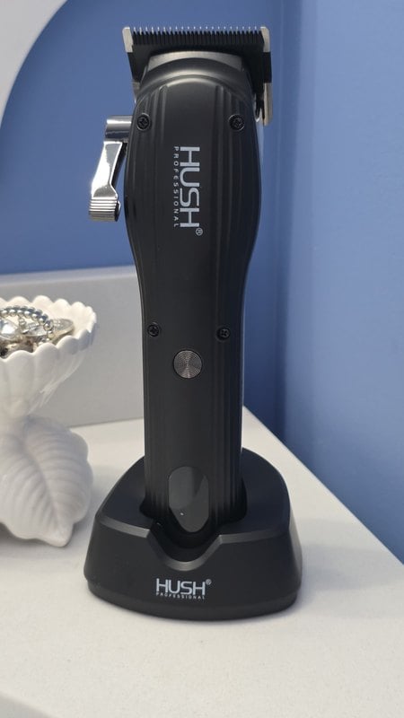 hush pro clipper in charging dock