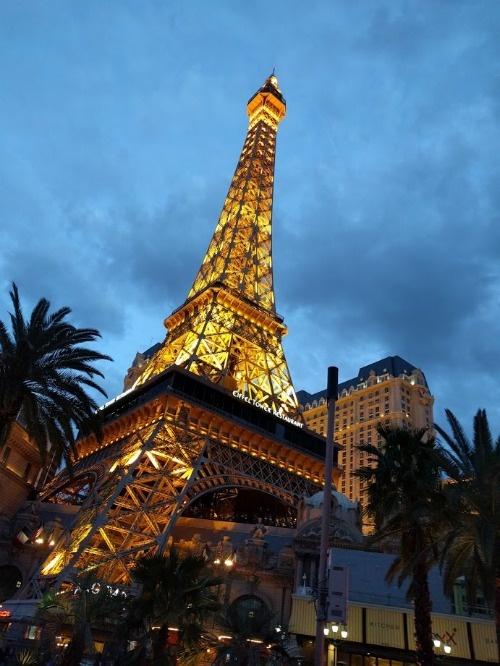 eiffel tower