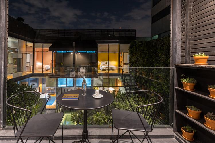 habitacion negra ignacia guest house courtyard 