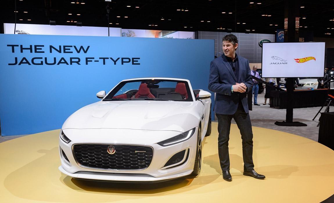 Jaguar F-TYPE at Chicago Auto Show