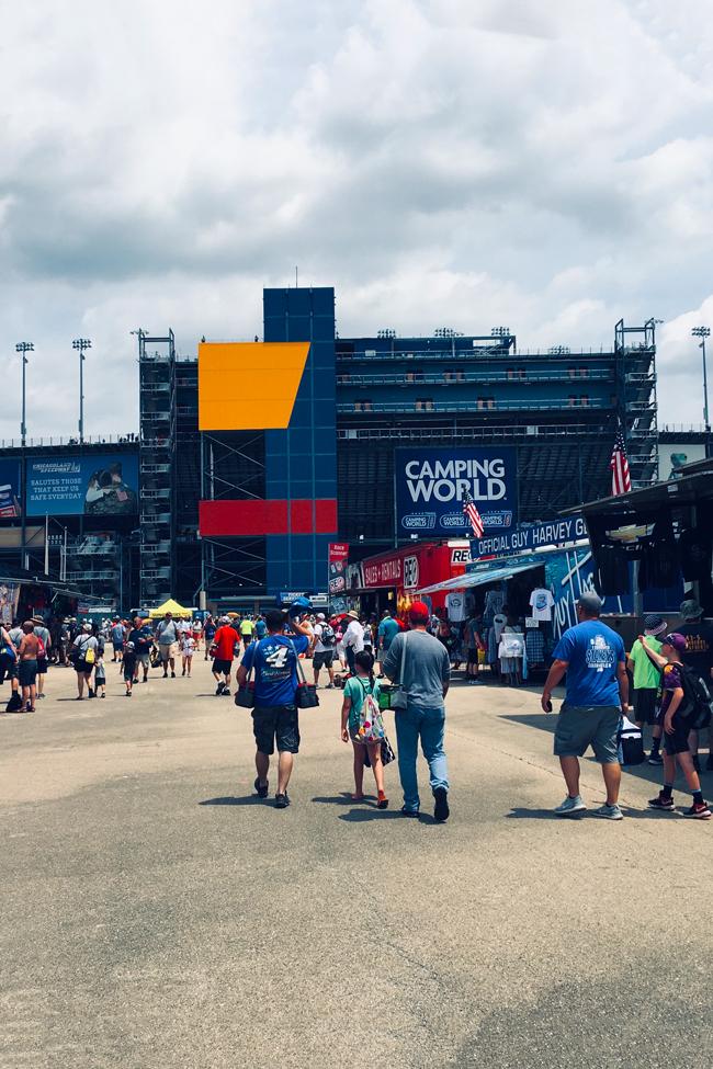 camping world 400 nascar race at chicagloand speedway joliet illinois