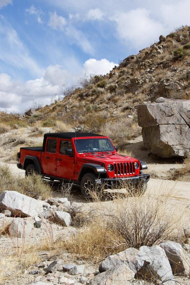 gladiator on berdoo trail