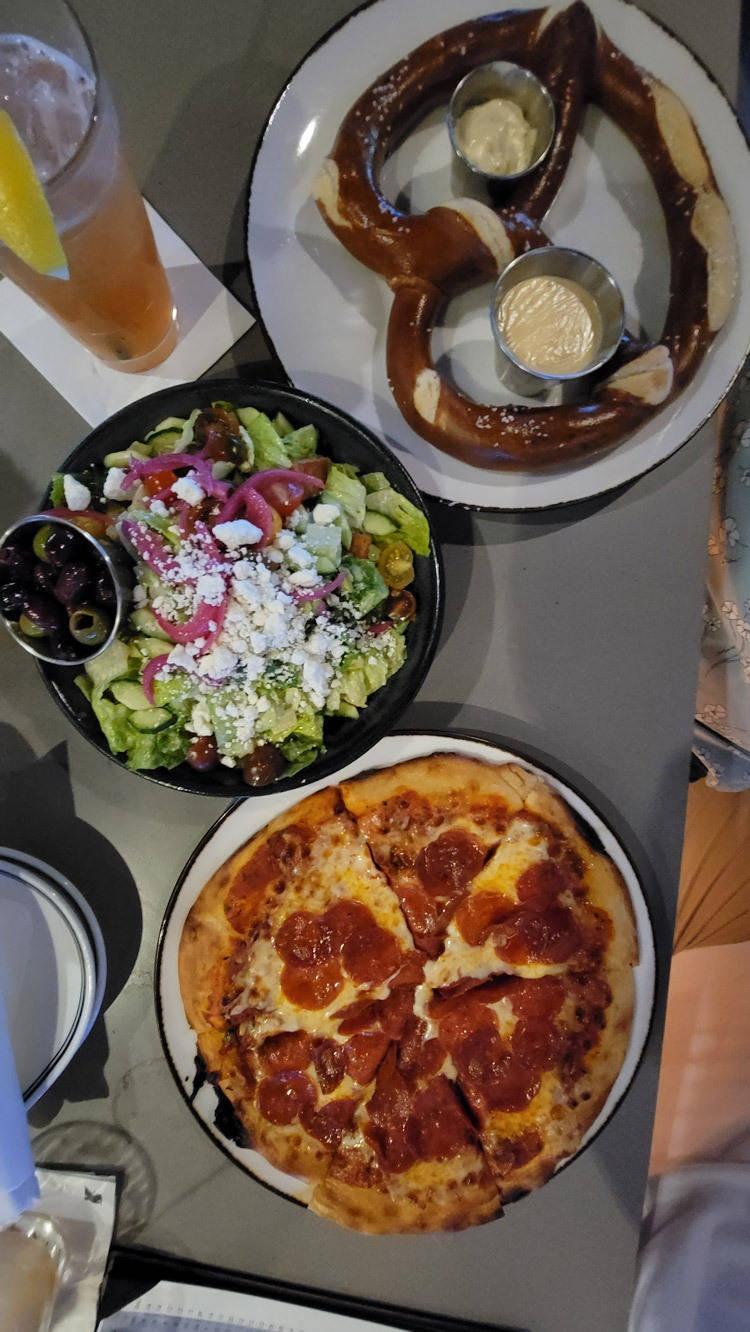 bar food at 10k alley jw marriott marco island