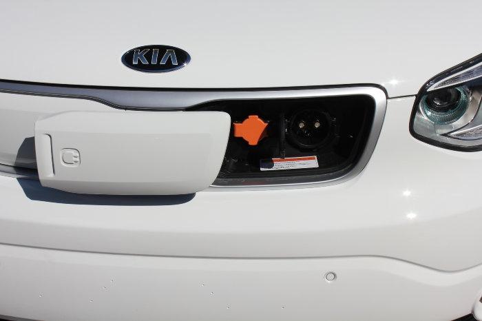 soul-ev-charging-port