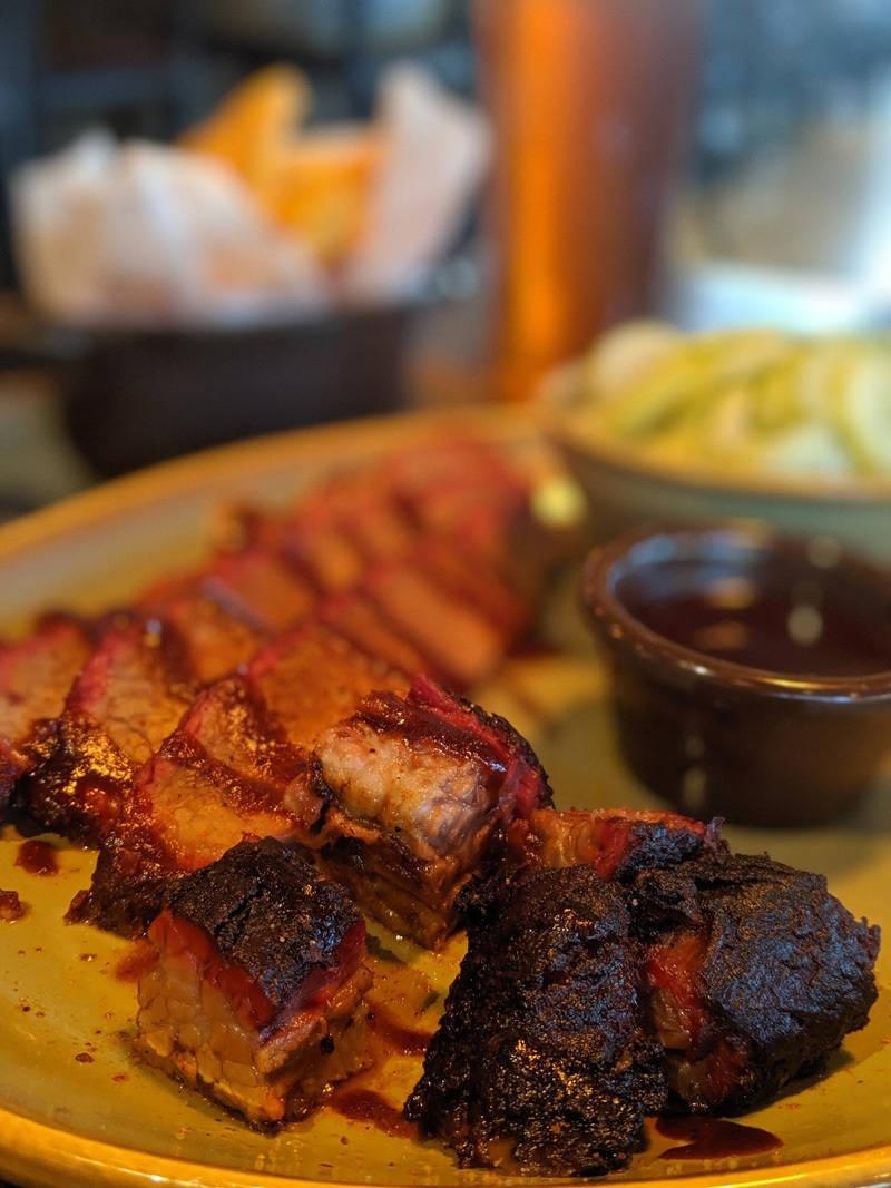 q39 south burnt ends kansas city bbq