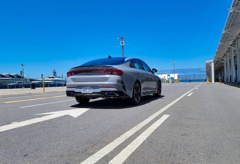 kia k5 gt line mid level sports sedan