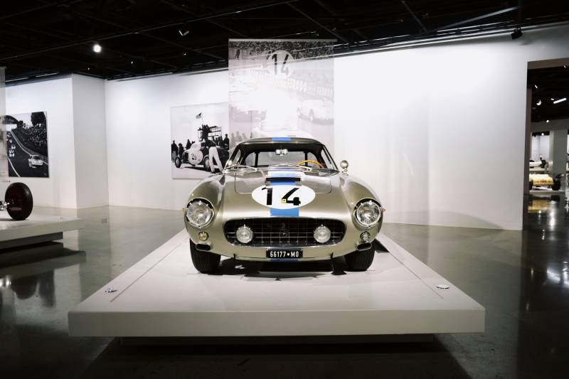 petersen automotive museum wilshire boulevard los angeles