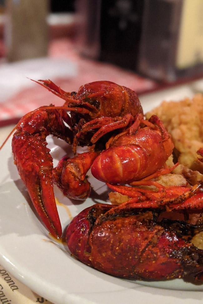 crawfish boil at Randol's in Lafayette Louisiana