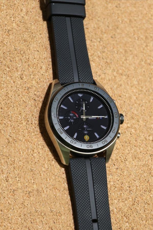 lg watch w7 chronometer