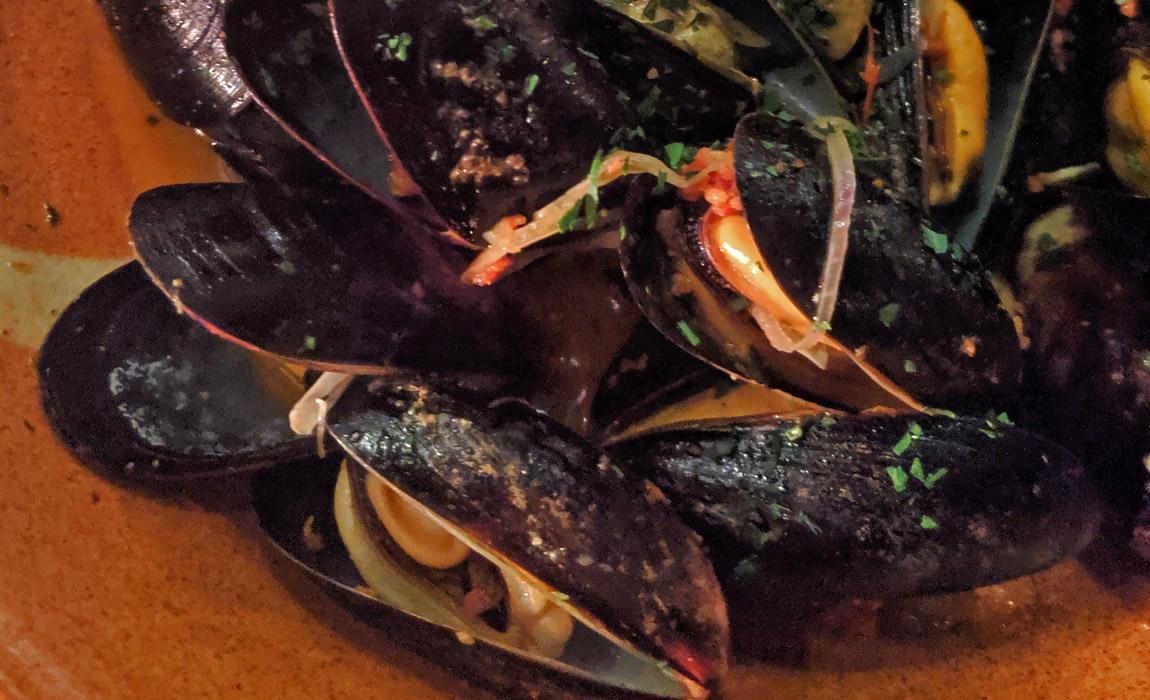 Mussels at Lionfish San Diego