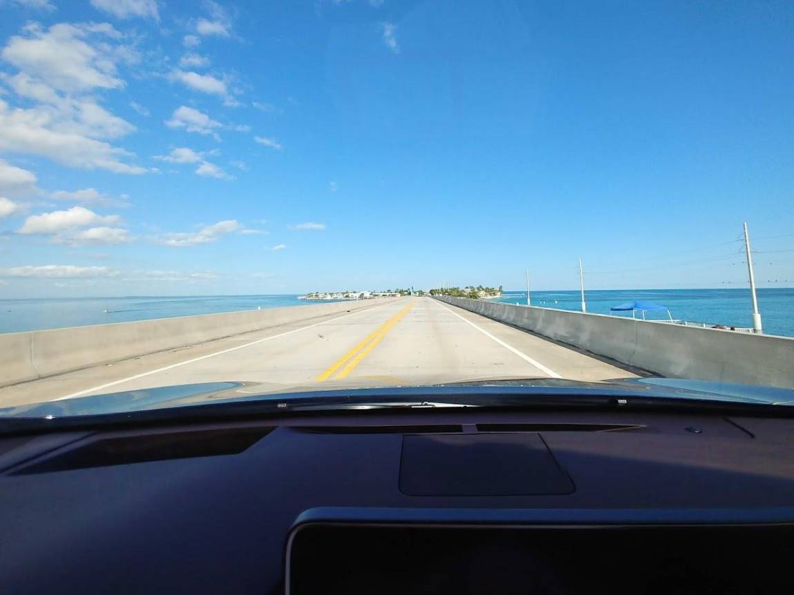 overseas highway driving to Marathon Florida for a guys trip getaway