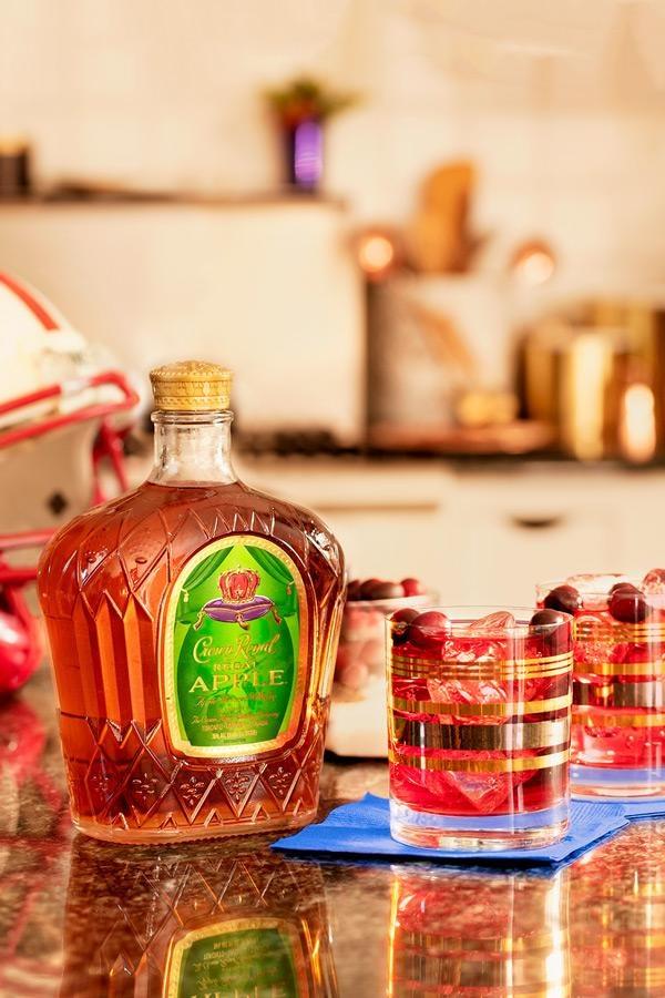 crown royal crownberry apple cocktail