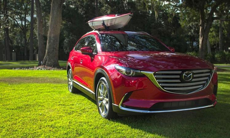 maza-cx-5-with-kayak