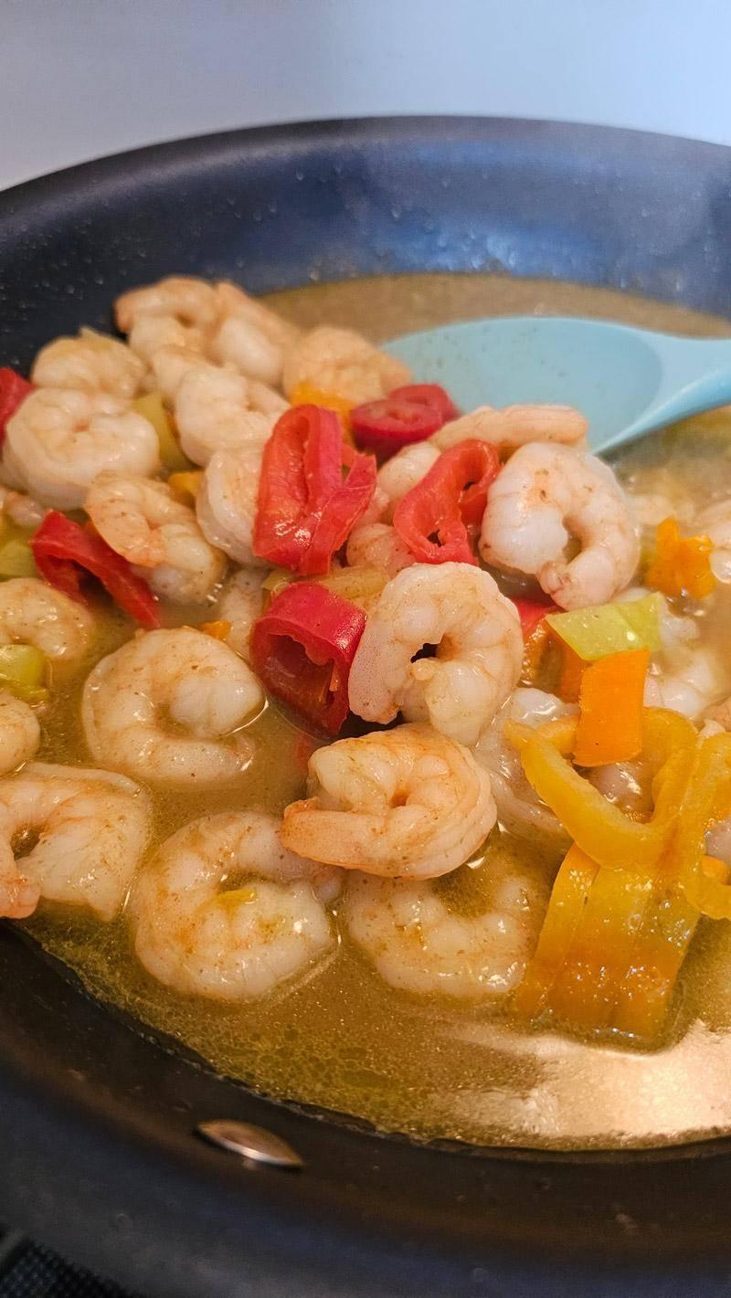 shrimp and peppers green thai curry