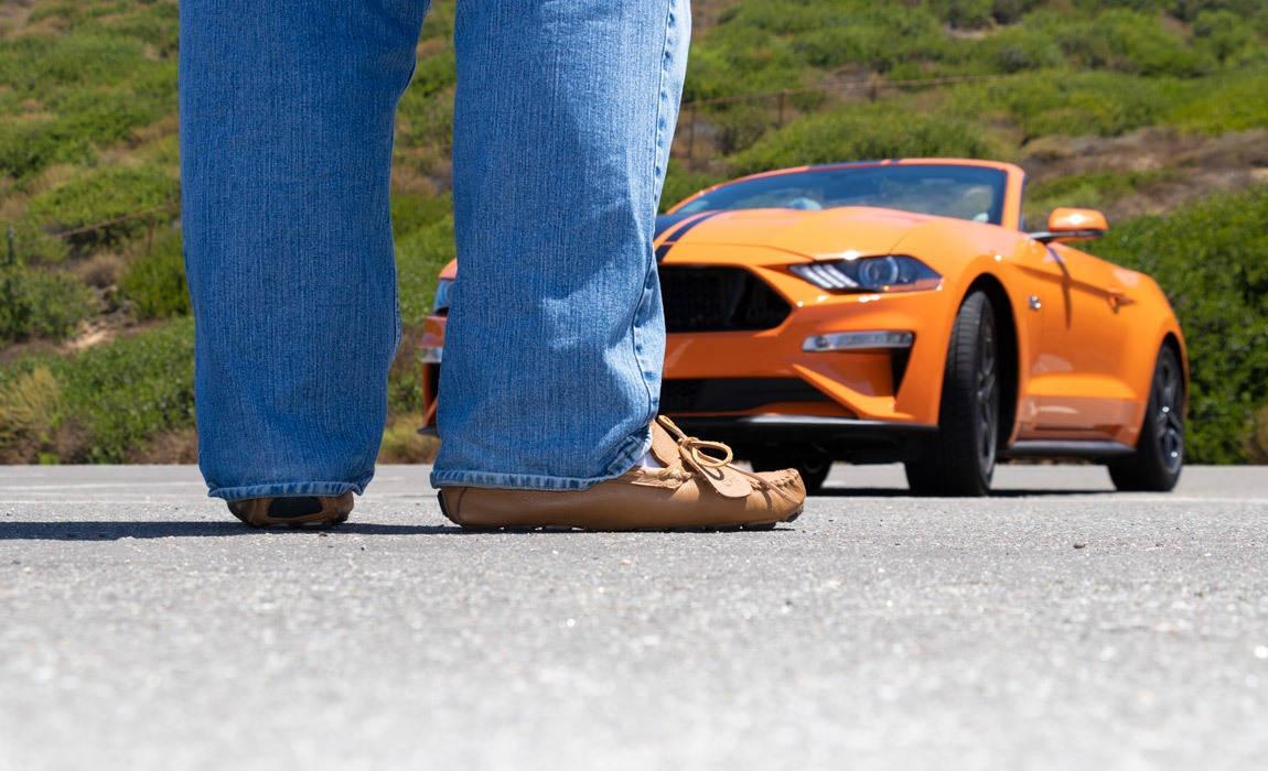 Minnetonka Mooshide Driving Moccasin