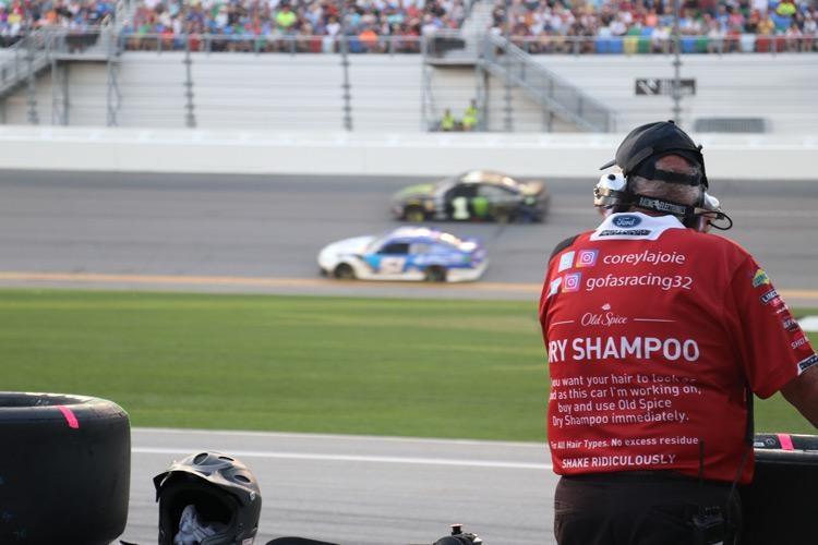 watching daytona 500 from corey lajoie pit
