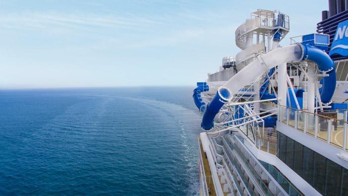 ocean loops waterslide on norwegian bliss