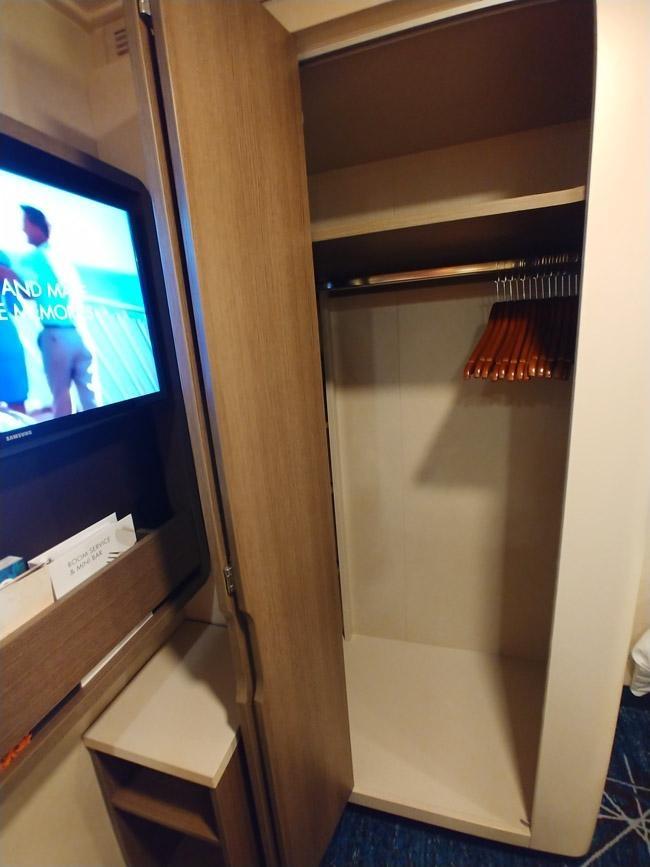 norwegian cruise line studio cabin closet ncl encore