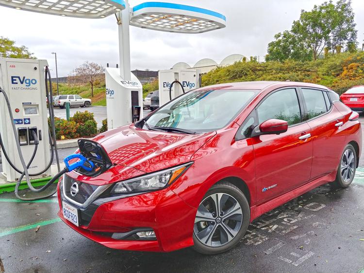 nissan leaf at evgo charger
